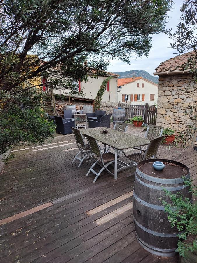Domaine Les Cascades Couette-café 3*